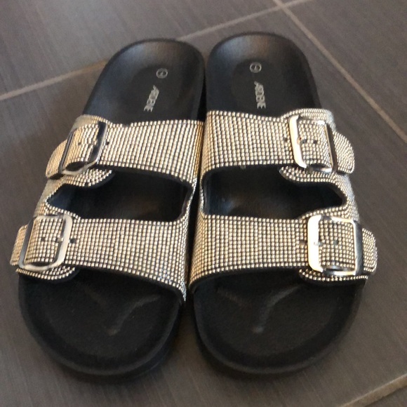 🪩Embellished Sandals (inexpensive version of Madden Girl sandals) - Picture 3 of 8